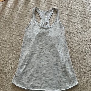 Lululemon twisted tank.